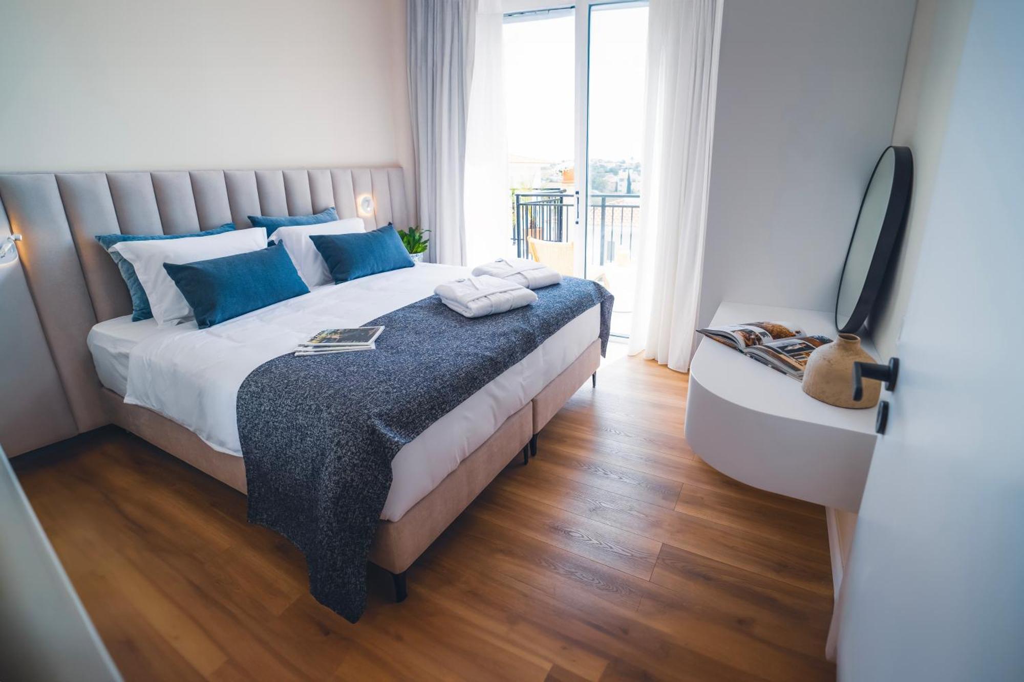 Wellclub - Wellness Family Experience - Seaview Hotel Paphos Exterior foto