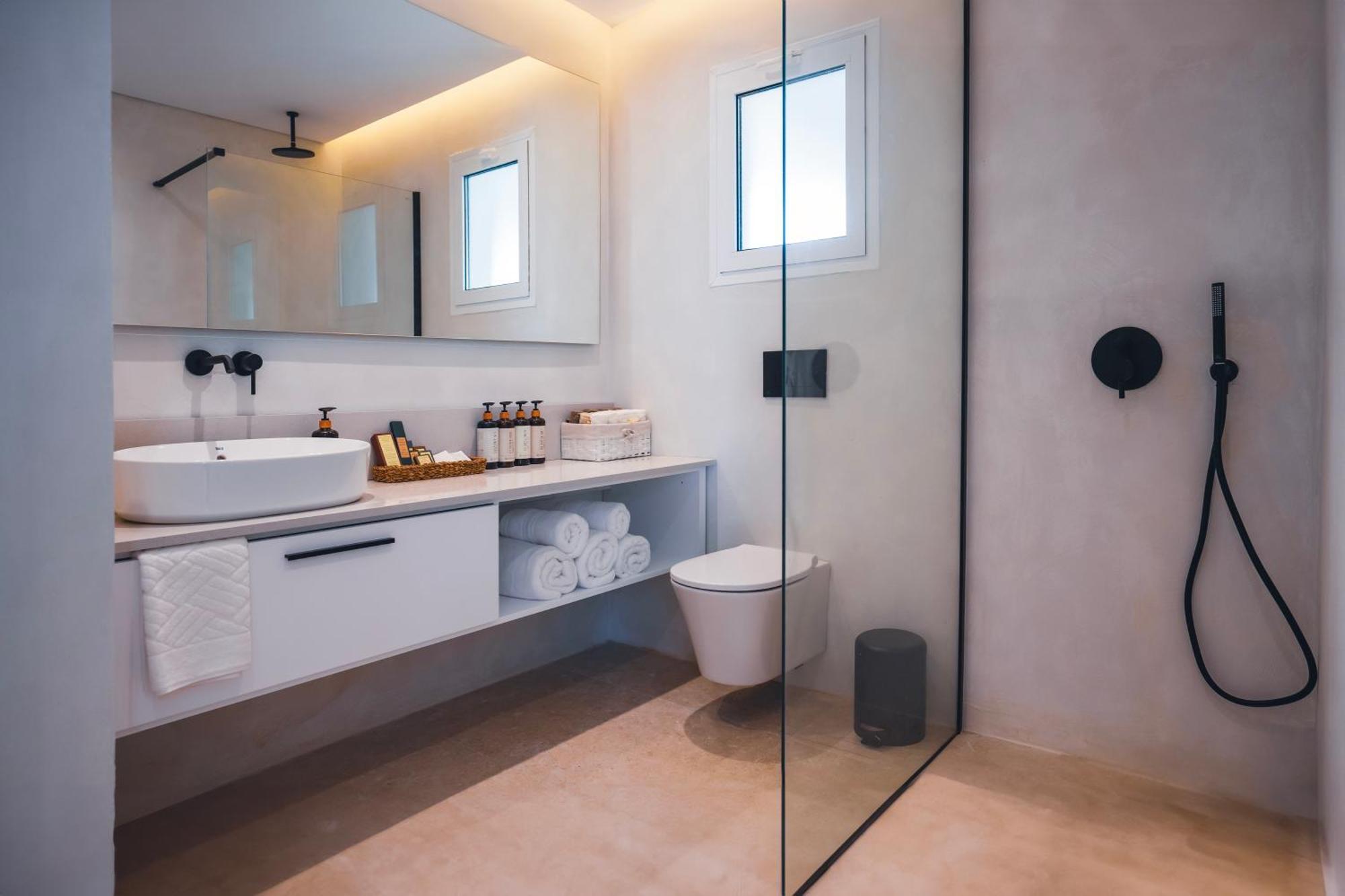 Wellclub - Wellness Family Experience - Seaview Hotel Paphos Exterior foto