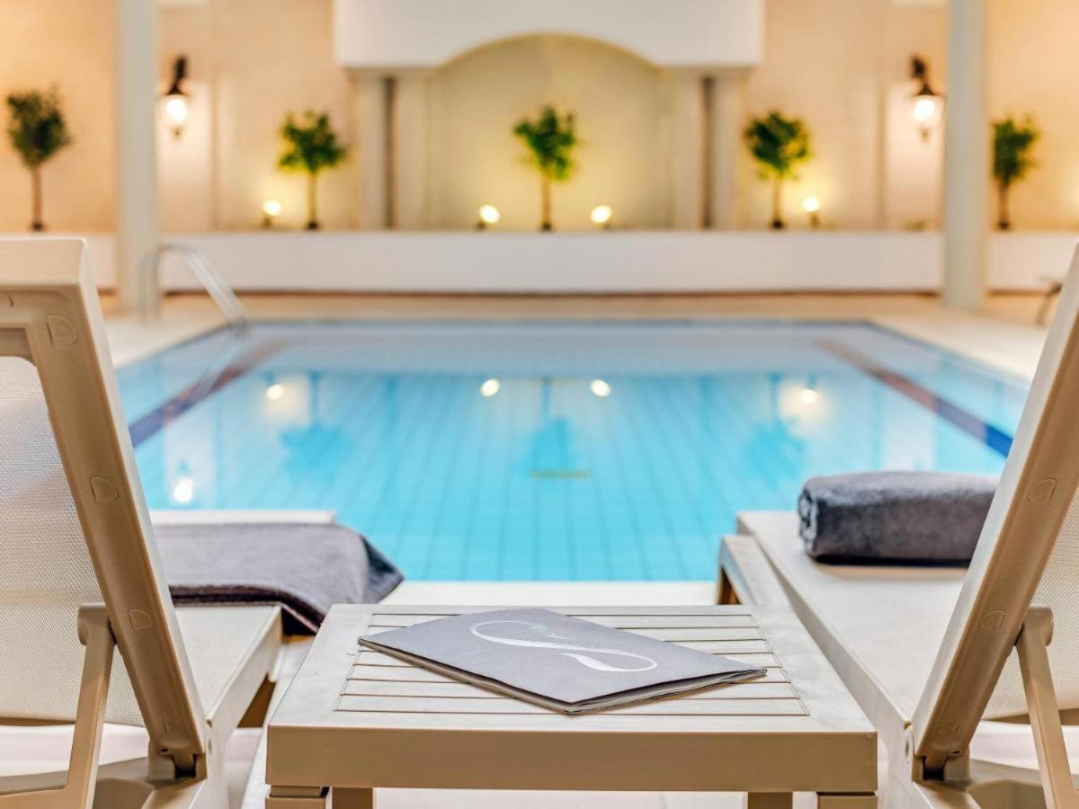Wellclub - Wellness Family Experience - Seaview Hotel Paphos Exterior foto